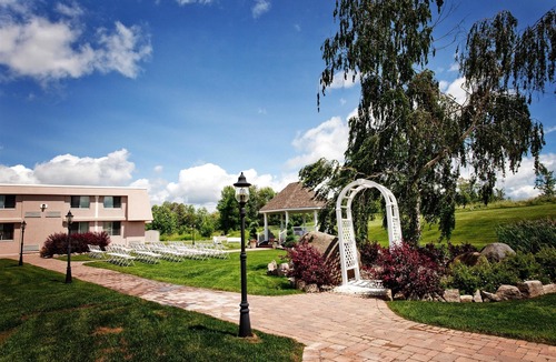 Orillia Hotel | Best Western Plus Mariposa Inn & Conference Centre