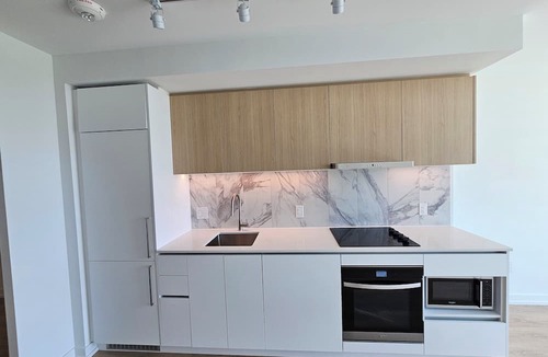 North York House | Sheppard West 2b2b Condo Unit