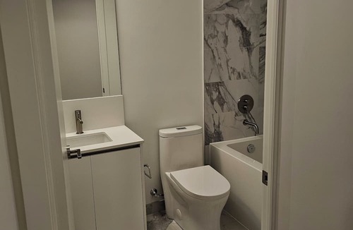 North York House | Sheppard West 2b2b Condo Unit