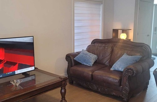 County of Brant House | Amazing COMFY One bedroom in Paris in a pretty and quiet place very close to 403
