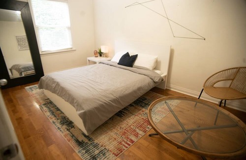 North York House | Serenity Stay - Beautiful House in Quite Wooded Area