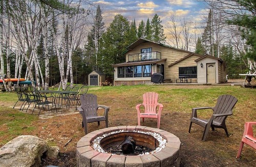 Faraday Cottage | Albion Lake Cottage - Five Bedroom Cottage, Sleeps 8