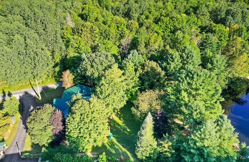 Actinolite Cottage | The Gordon's River Cabin-Custom Log Home The perfect family getaway!