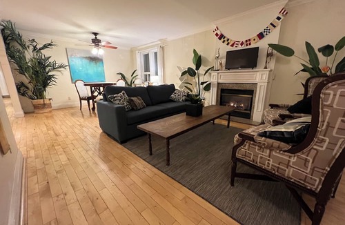 The Beaches House | Be at the Beach! Big and Beautiful 2Bedroom Rental