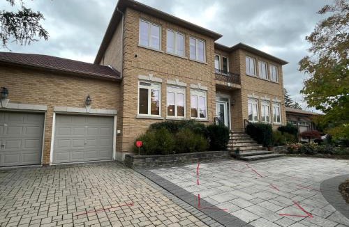 Thornhill House | Jimmy's house
