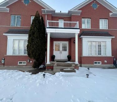 Churchill Meadows House | Semi in Churchill Meadows
