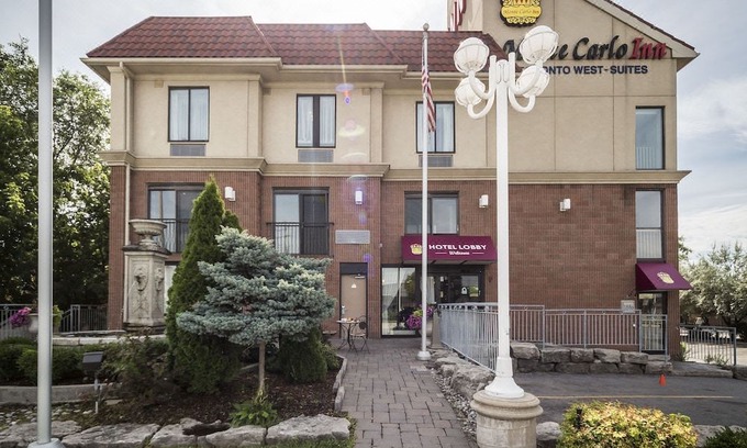 Mississauga Hotel | Monte Carlo Inn Toronto West Suites