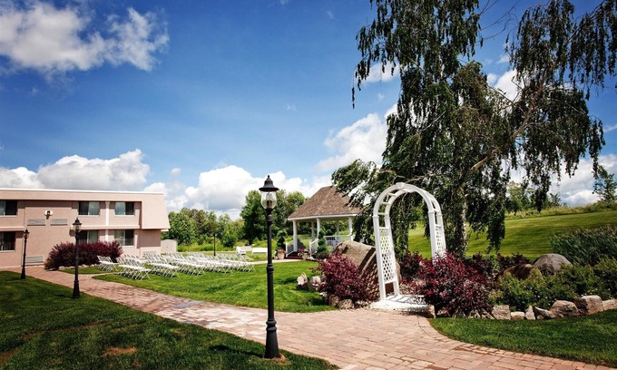 Orillia Hotel | Best Western Plus Mariposa Inn & Conference Centre